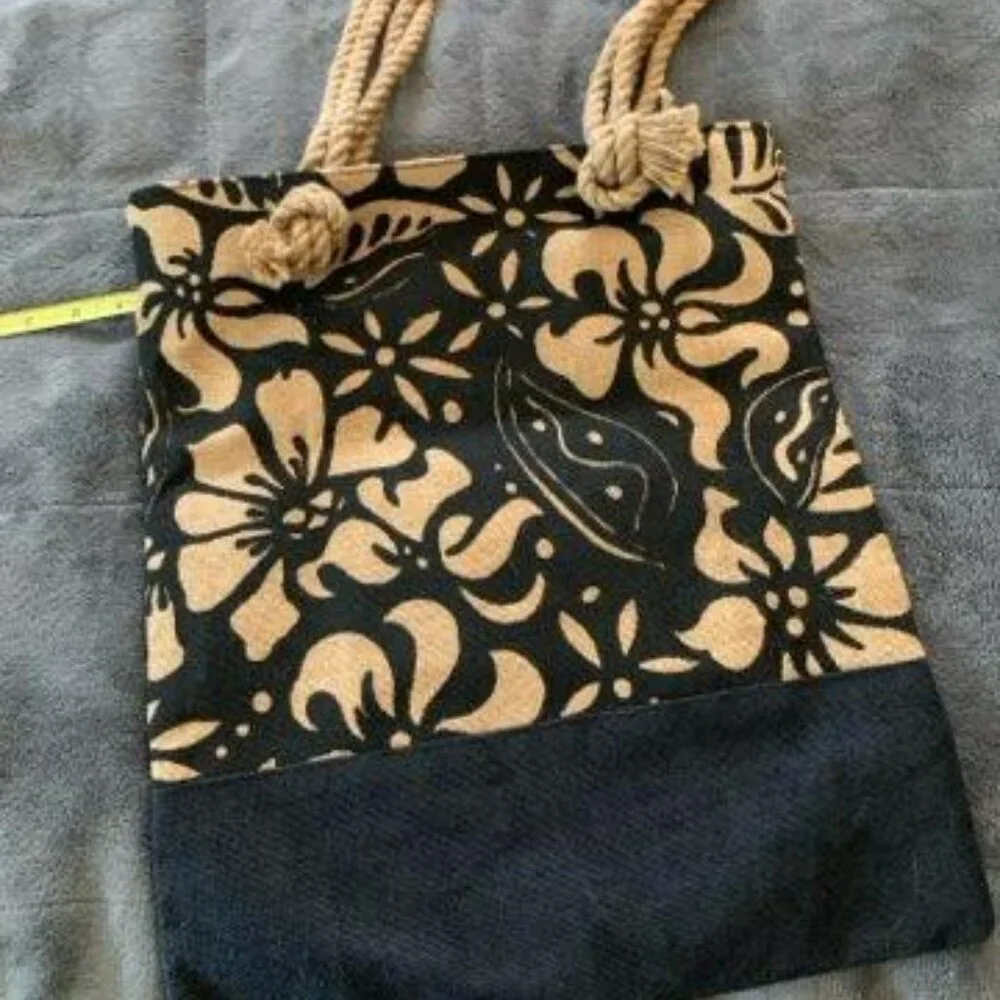 Avani Black Beige Sun N Sand Artisan Tropical Floral Roped Tote Bag New